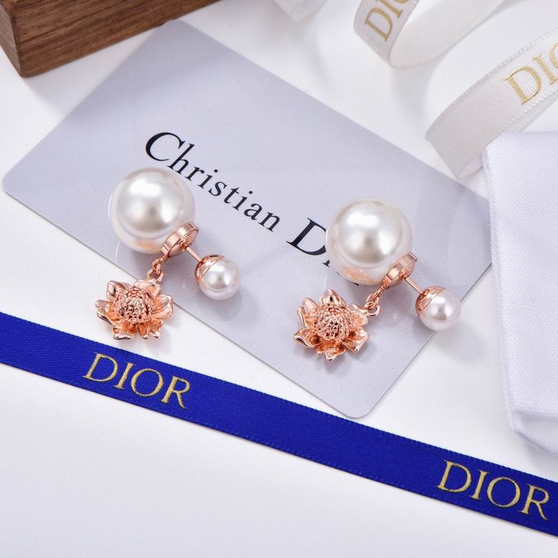 Dior Earring 04lyr386
